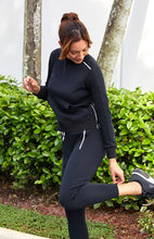 Load image in gallery viewer,Eleanor Jogger - Noir Black