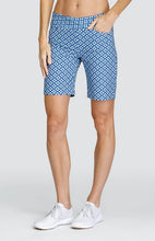 Load image in gallery viewer,Braxton 18" Shorts