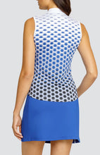 Load image in gallery viewer,Cely Polo - Hexagrid