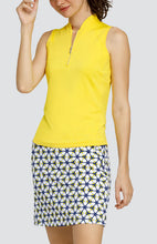 Carregue a imagem no visualizador da galeria,Iyanna 18" Skort - Nova Rush