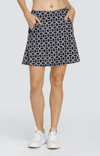 Carregue a imagem no visualizador da galeria,Isma 18" Skort - Hyperlink