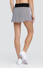 Load image in gallery viewer,Falda Lindsey - Rayas Jacquard - Tailgolf