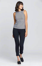 Load image in gallery viewer,Pantalón Aubrianna Tobillero - Negro - Tailgolf