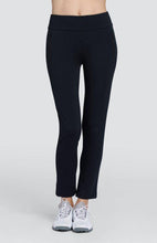Load image in gallery viewer,Pantalón Aubrianna Tobillero - Negro - Tailgolf