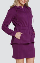 Cargar imagen en el visor de la galería, Robyn Hooded Jacket - Wineberry - Tailgolf
