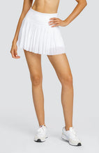 Load image in gallery viewer,Seraphina 14.5" Skort - White - Tailgolf
