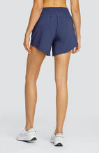 Cargar imagen en el visor de la galería, Indo 6" Short - Navy Blue - Tailgolf

