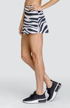 Carregue a imagem no visualizador da galeria,Capri 13.5&quot; Skort - Filly Lilac
