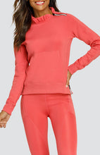 Carregue a imagem no visualizador da galeria,Condoleezza Pullover - Cherry Rose
