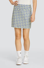 Cargar imagen en el visor de la galería, Nadja 17&quot; Skort - Kinetic
