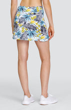 Carregue a imagem no visualizador da galeria,Kenny 17&quot; Skort - Enchanted
