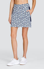Carregue a imagem no visualizador da galeria,Baxter 18&quot; Skort - Gemstone
