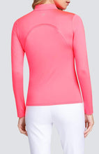 Load image in gallery viewer,Top Amelia Neon Rosa - Manga larga - Tailgolf
